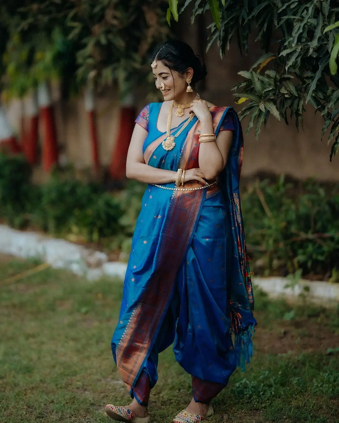 Tollywood Actress Rashi Singh Images in Blue Saree